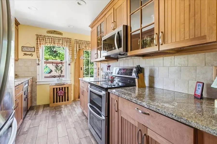 179 Rowayne Park, Bridgewater, MA 02324 - #2