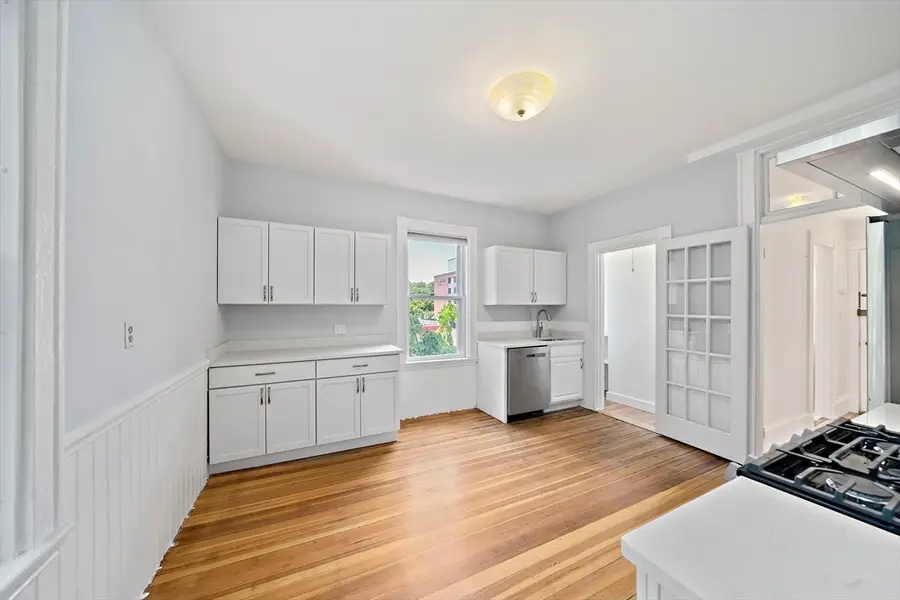 98 Boylston St #2, Brookline, MA 02445 - #3