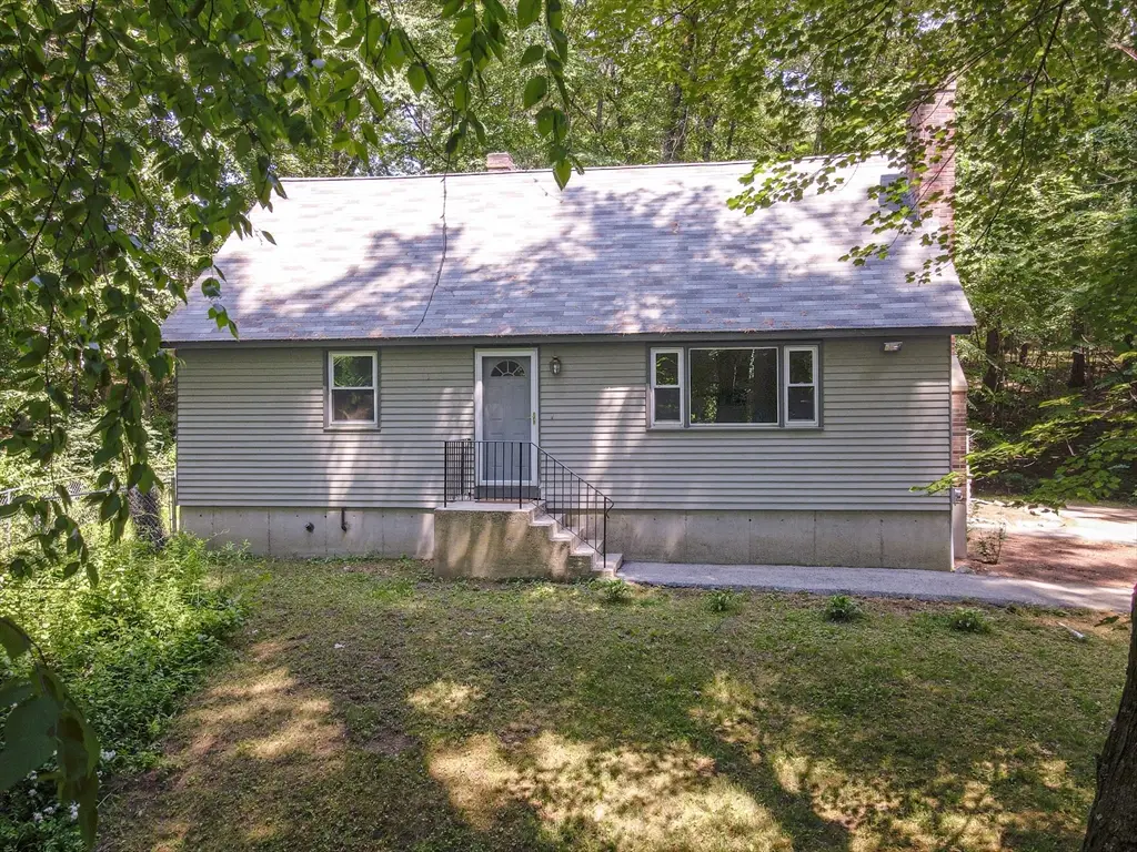 40 Sherburne Ave, Tyngsborough, MA 01879 - #1