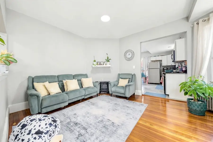 32 Irwin St, Winthrop, MA 02152 - #3