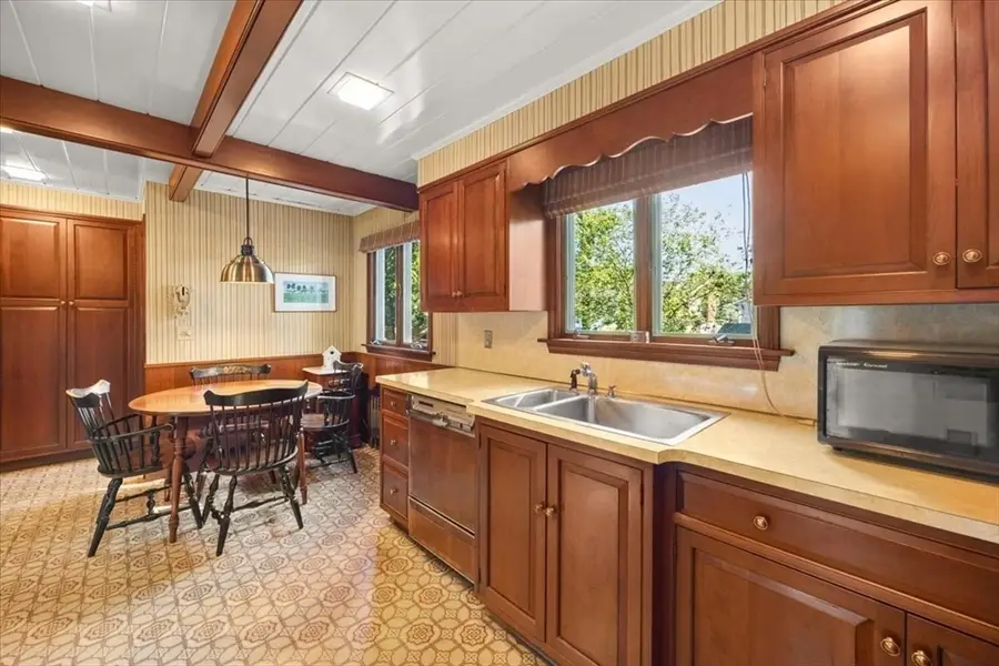 108 West St, Brockton, MA 02301 - #3