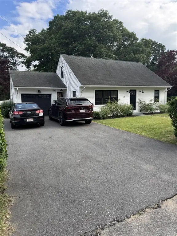 31 Mckenney Cir, Andover, MA 01810 - #1