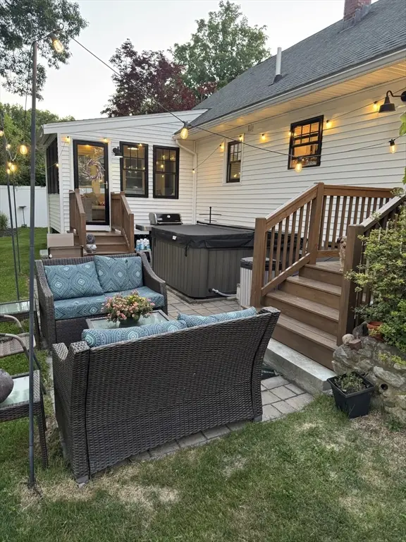 31 Mckenney Cir, Andover, MA 01810 - #2