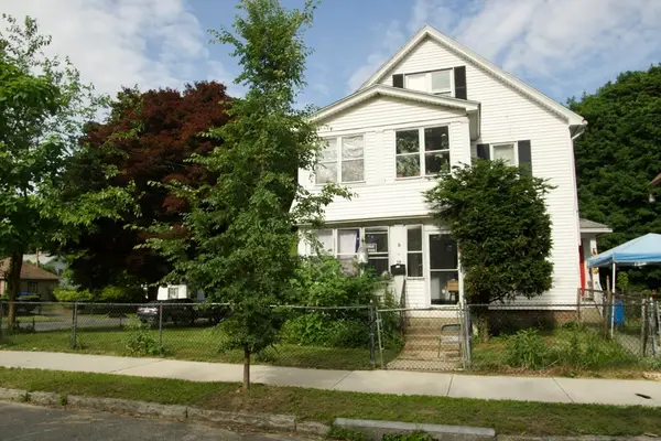 59-61 Carlisle St, Springfield, MA 01109
