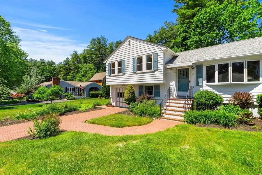 15 Pleasant St, Burlington, MA 01803 - #2