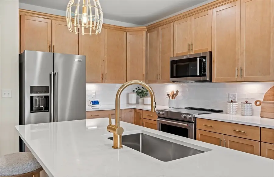 399 Neponset #208, Canton, MA 02021 - #3
