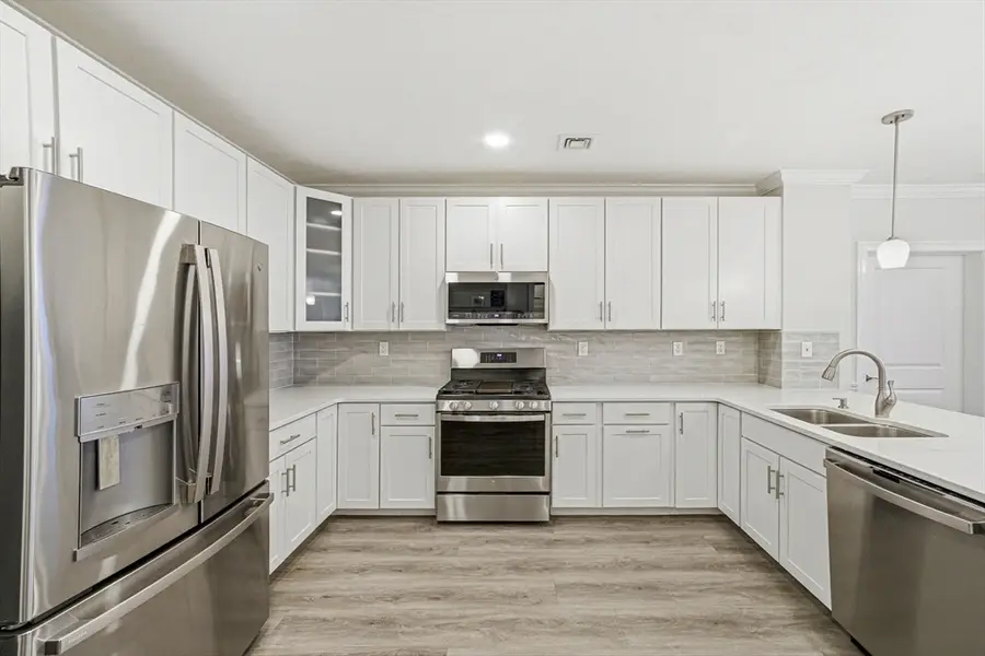 320 Middlesex Ave #D208, Medford, MA 02155 - #3