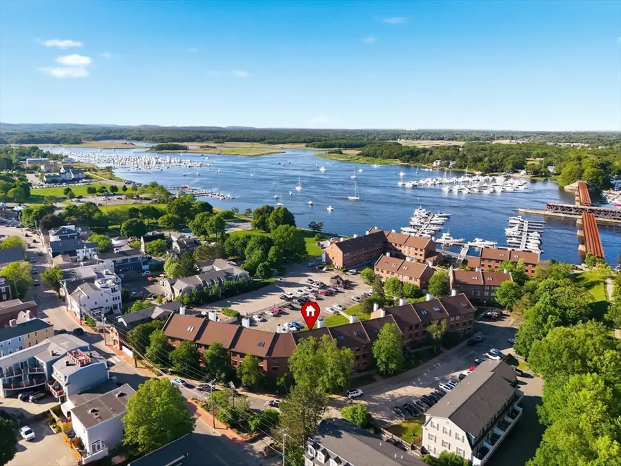 126 Merrimac Street #9, Newburyport, MA 01950 - #2