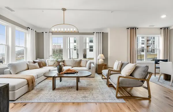 30 Coppersmith Way #401, Canton, MA 02021