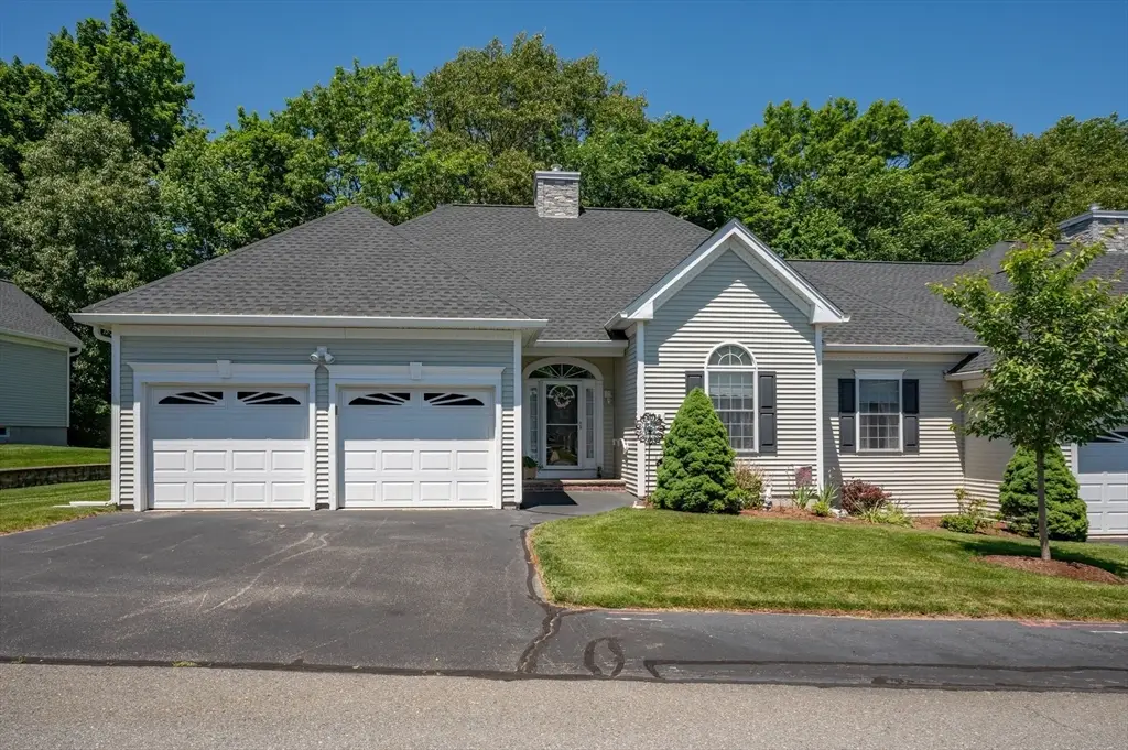 38 Holly Ln #38, Dracut, MA 01826 - #1