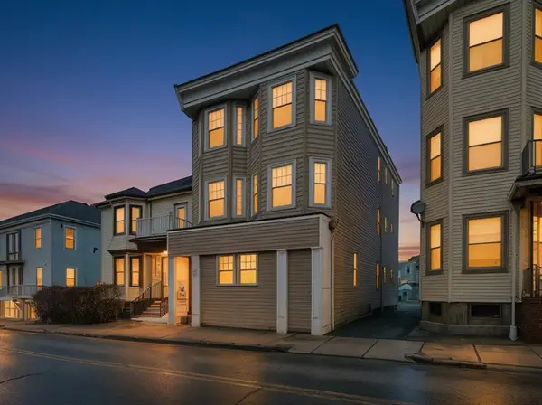 1048 Saratoga St #3, Boston, MA 02128