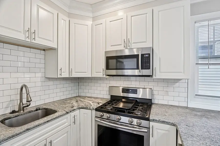 1048 Saratoga St #3, Boston, MA 02128 - #2