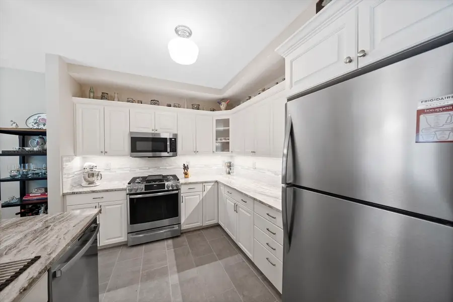 115 Revere St #E, Canton, MA 02021 - #2
