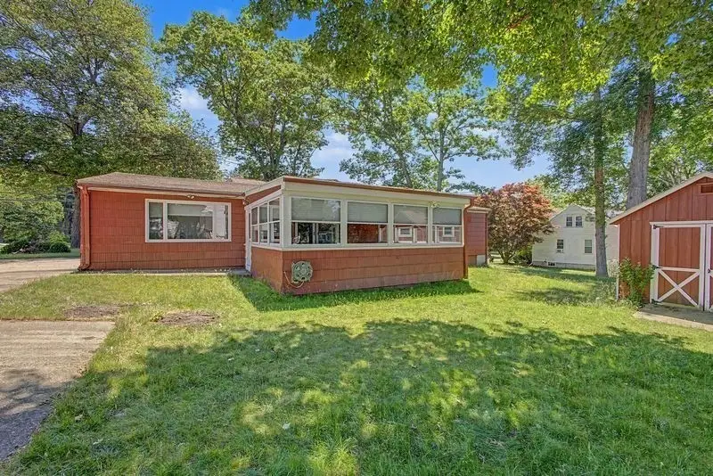 360 South Main Street, Bellingham, MA 02019 - #2