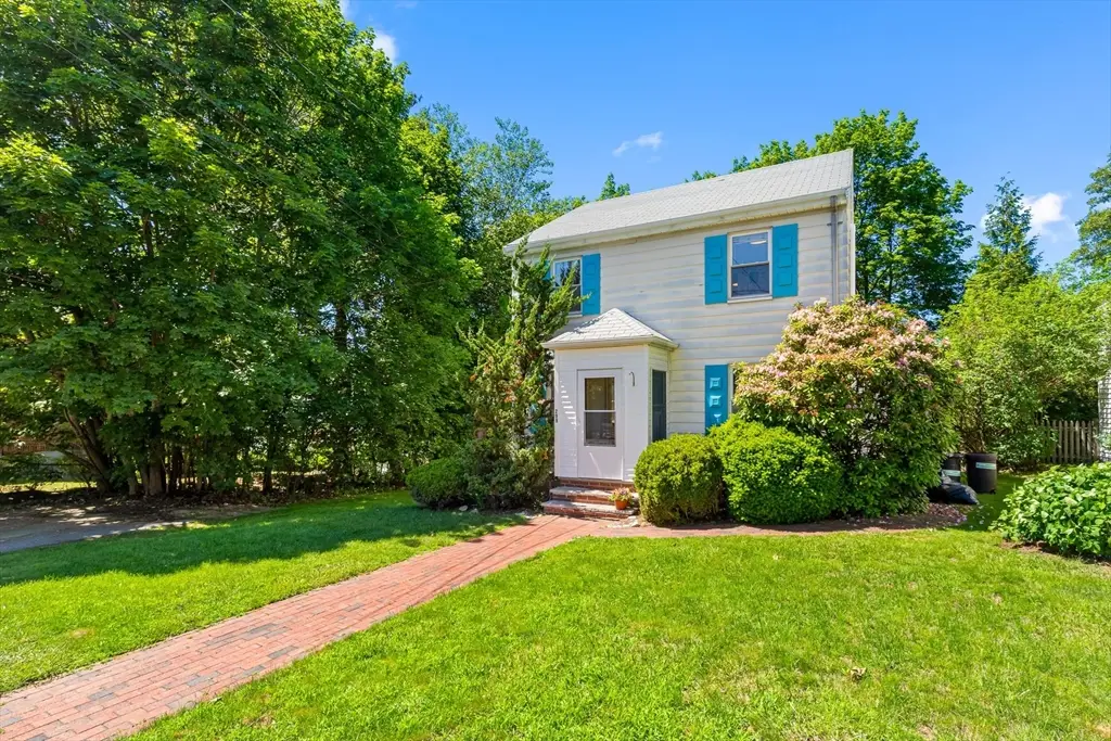 299 Appleton St, Arlington, MA 02476 - #1