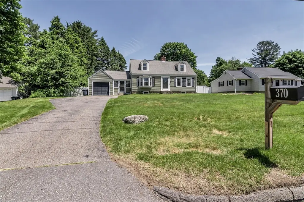 370 Main St, Holden, MA 01520 - #1