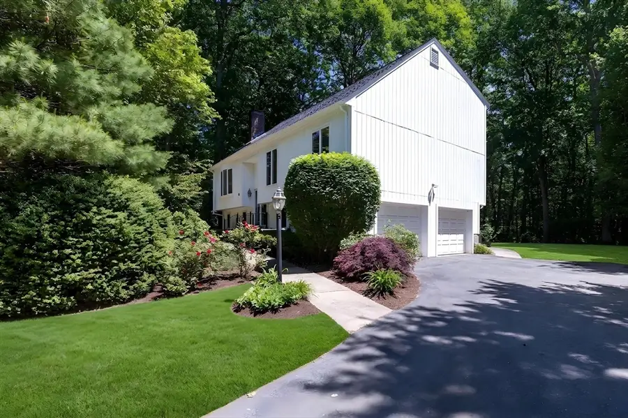 15 Pond View Cir, Sharon, MA 02067 - #2