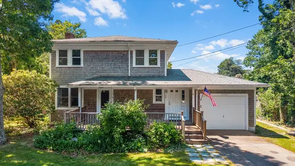20 Quaker Road, Falmouth, MA 02540