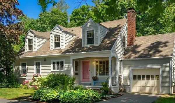 79 Pleasant Street, Manchester, MA 01944