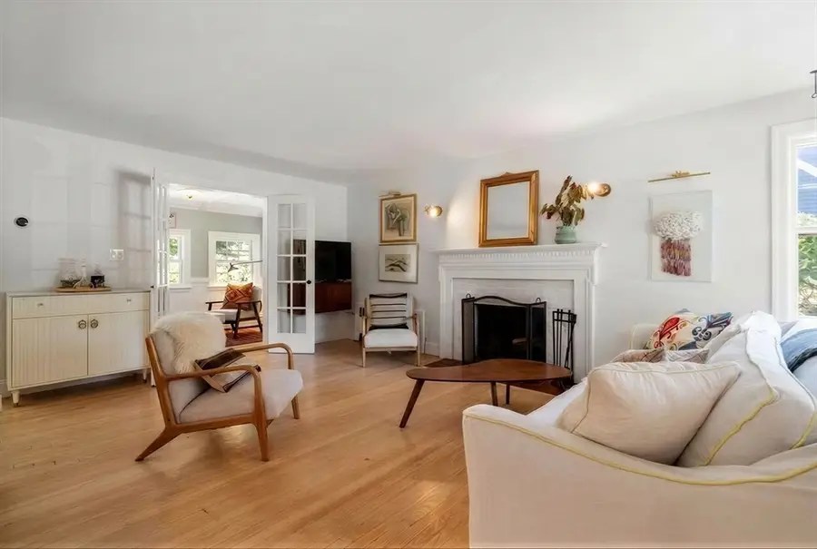 79 Pleasant Street, Manchester, MA 01944 - #3