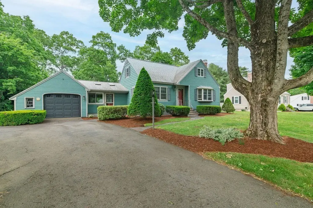 15 Eastman Ave, Foxboro, MA 02035 - #1