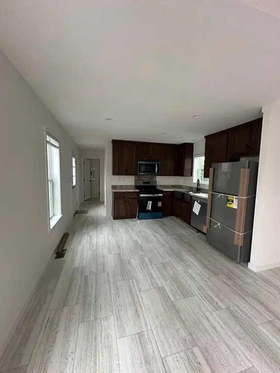 165 Newbury #7, Peabody, MA 01960 - #2