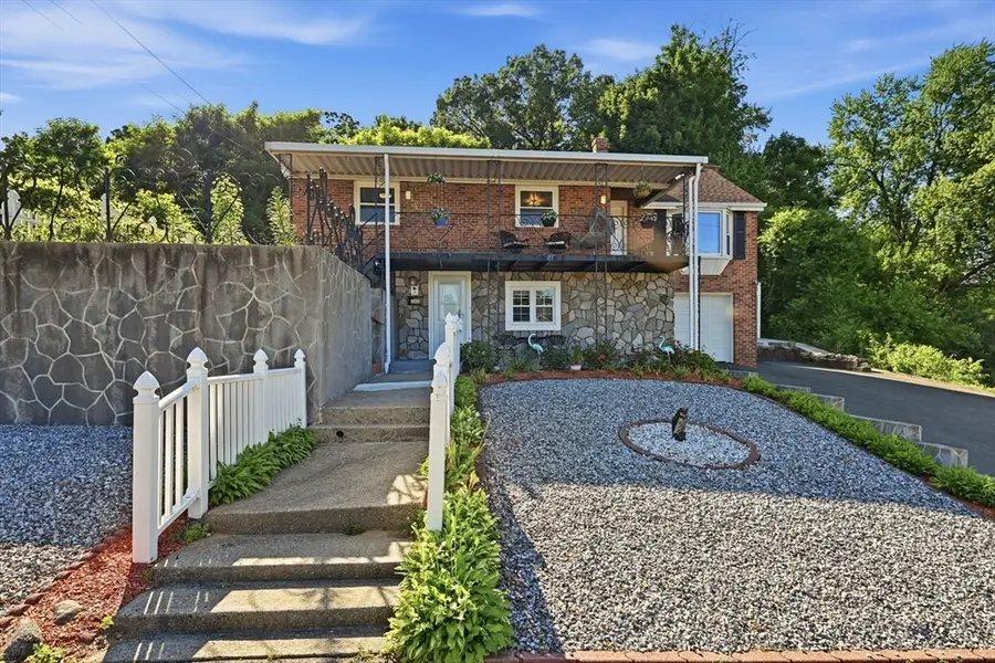 140 Ruskin St, Chicopee, MA 01020 - #3