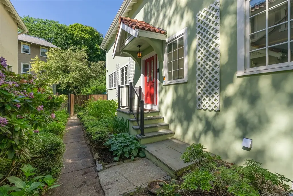 4 Gracewood Park, Cambridge, MA 02138 - #1