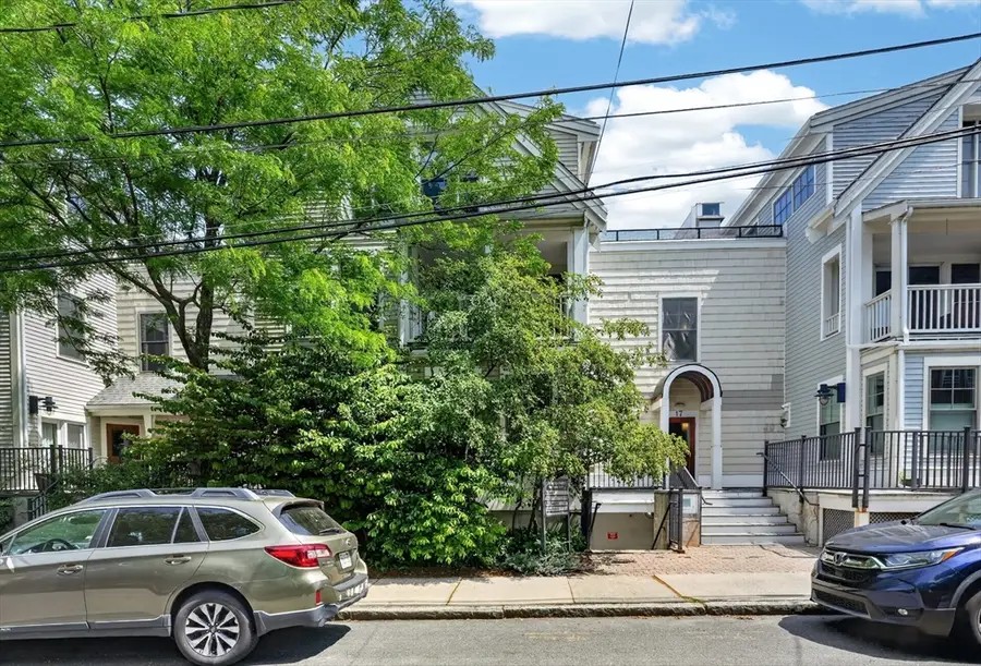 17 Ivaloo St #6, Somerville, MA 02143 - #2