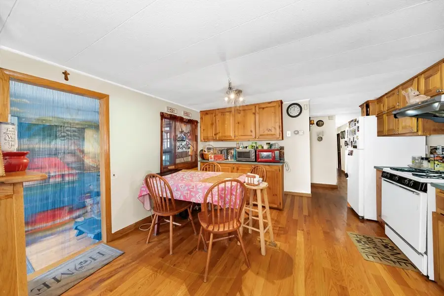 154 Newbury St #26, Peabody, MA 01960 - #3