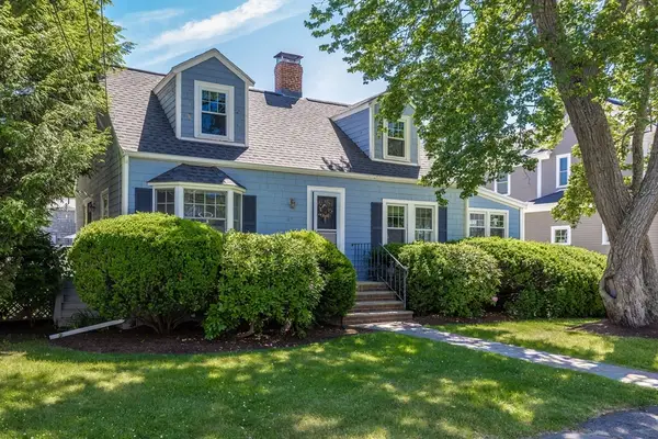 42 Hawthorn Ave, Needham, MA 02492