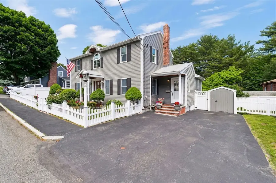 42 Woodland Rd, Wakefield, MA 01880 - #2