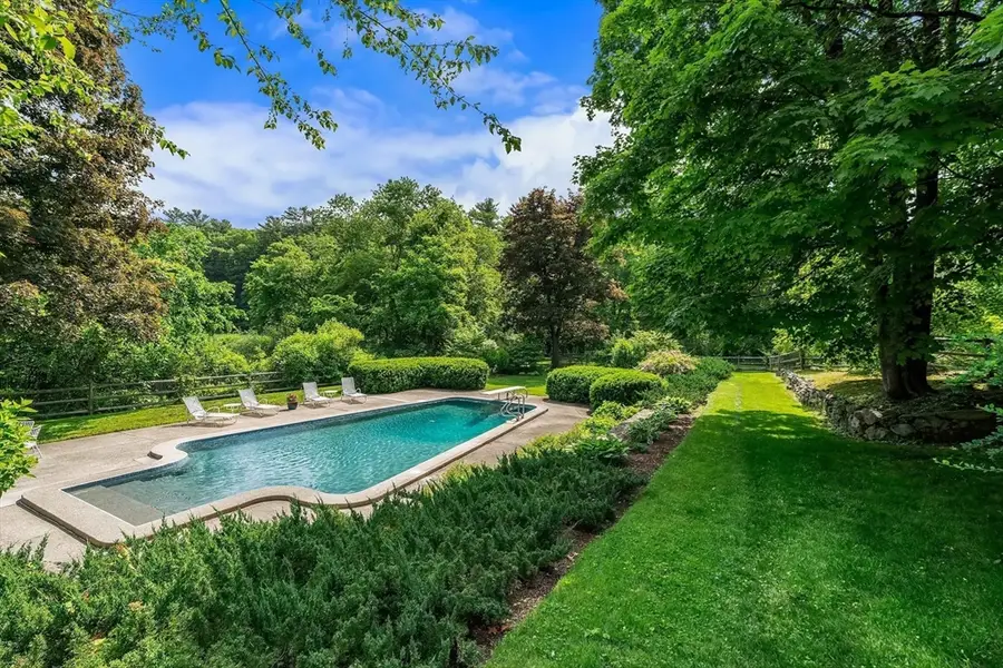 11 Concord Road, Wayland, MA 01778 - #2