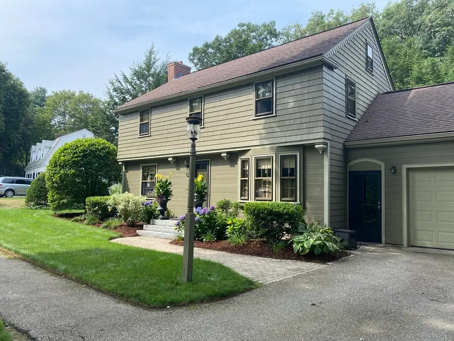 94 Beeching St, Worcester, MA 01602 - #2