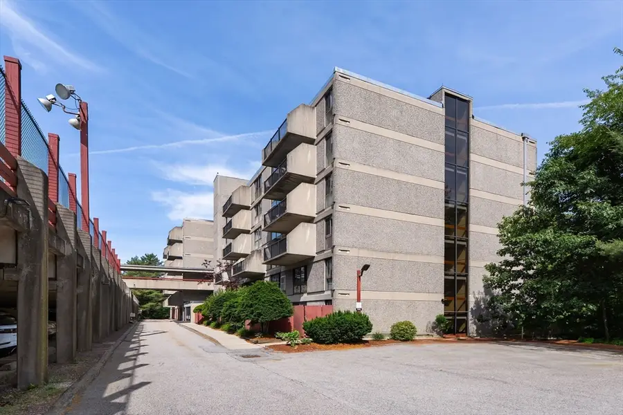 55 Tall Oaks Dr #L3, Weymouth, MA 02190 - #2