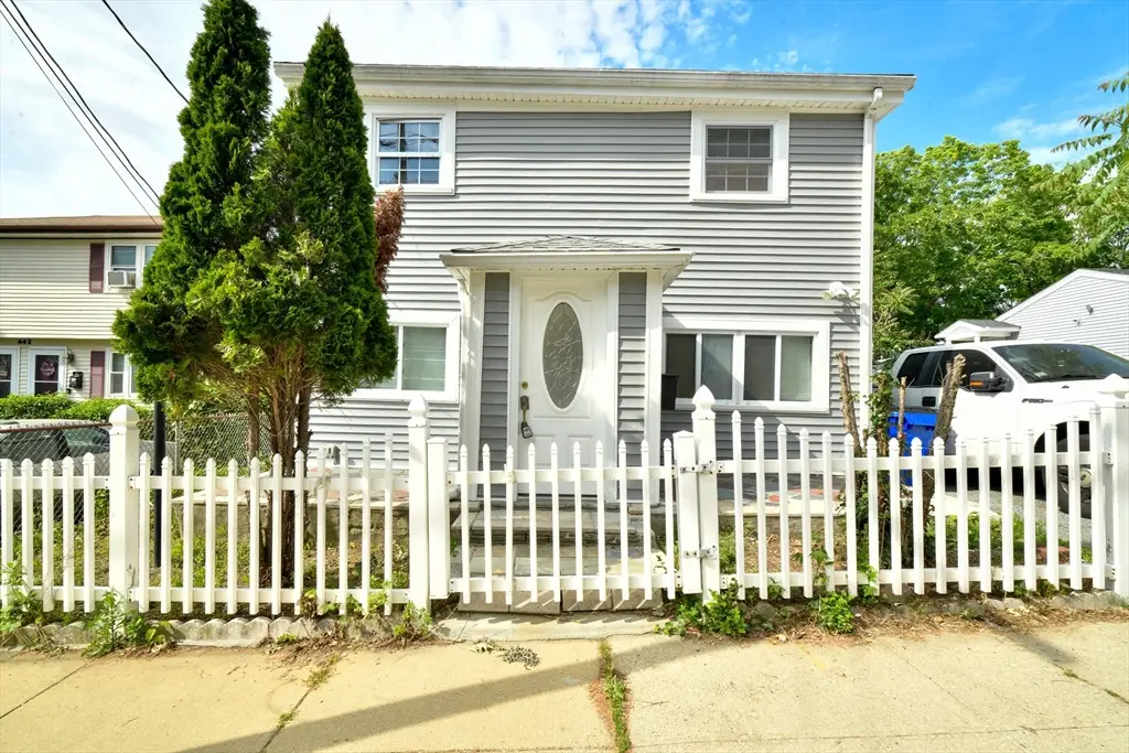 452 Tecumseh St, Fall River, MA 02721 - #1