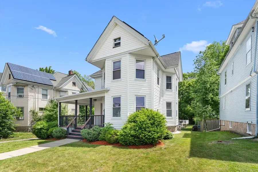 46 Ash St, Brockton, MA 02301 - #3