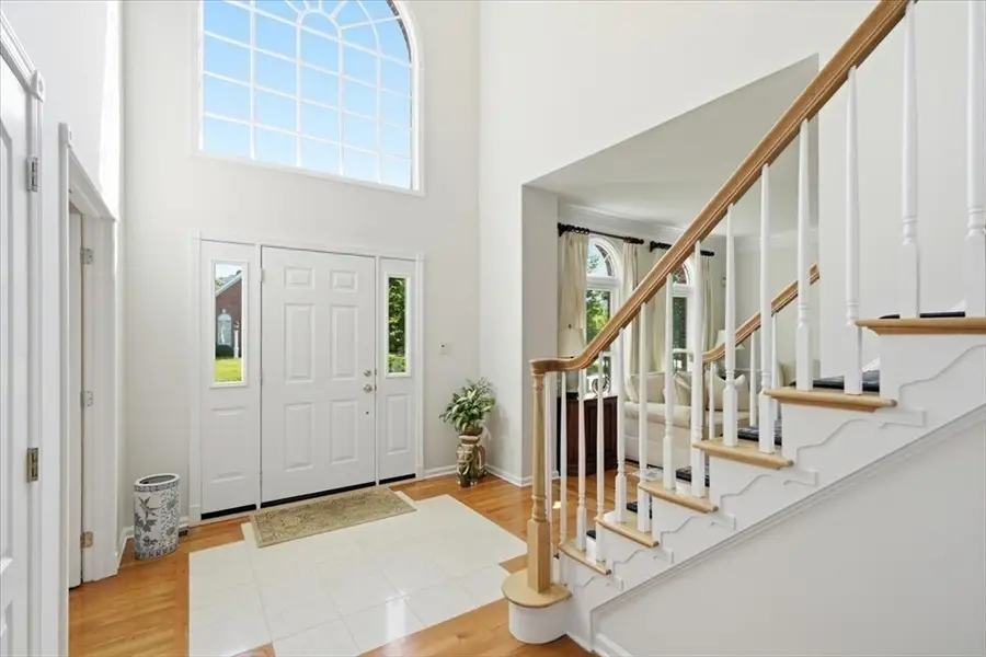 202 Rosemont Dr, North Andover, MA 01845 - #3