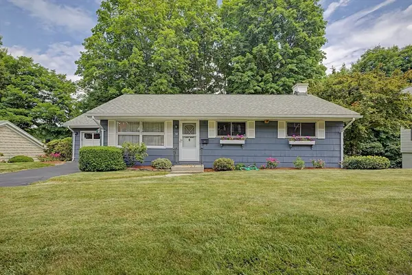 54 Portland St, Holyoke, MA 01040