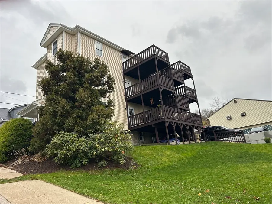 131 Stewart #3B, Fall River, MA 02720 - #2