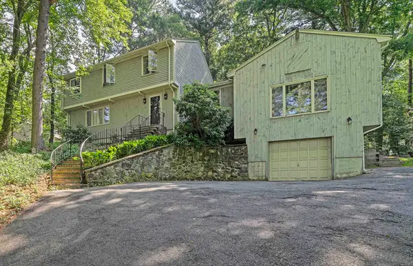 10 Trayer Rd, Canton, MA 02021