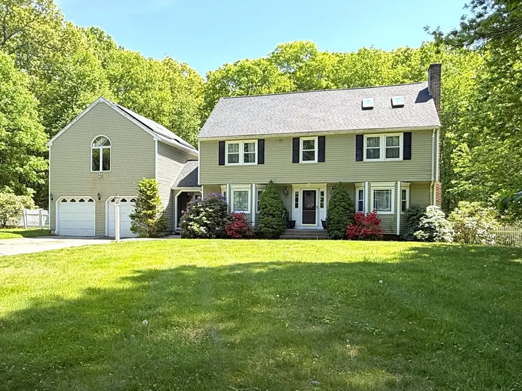23 Bellstone Dr, Bellingham, MA 02019 - #1