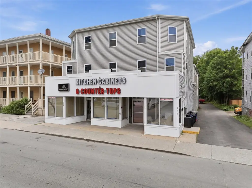 166 Mechanic St, Southbridge, MA 01550 - #1