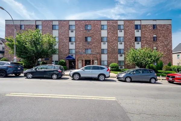 474 Broadway #46, Somerville, MA 02145