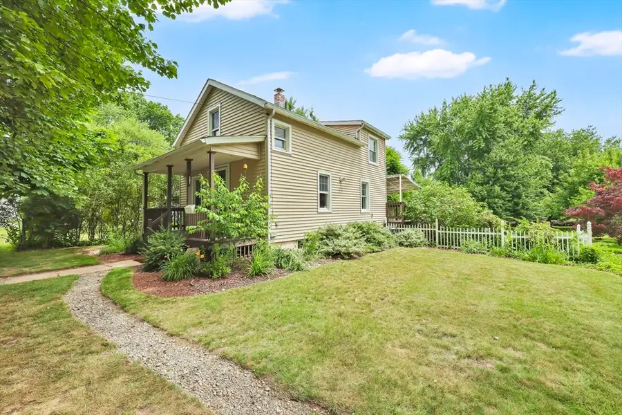 115 Saratoga Ave, Chicopee, MA 01013 - #2
