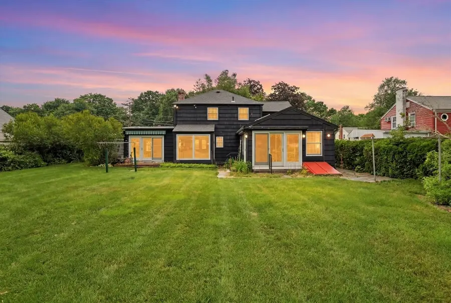 47 Fenway Dr, Springfield, MA 01119 - #2