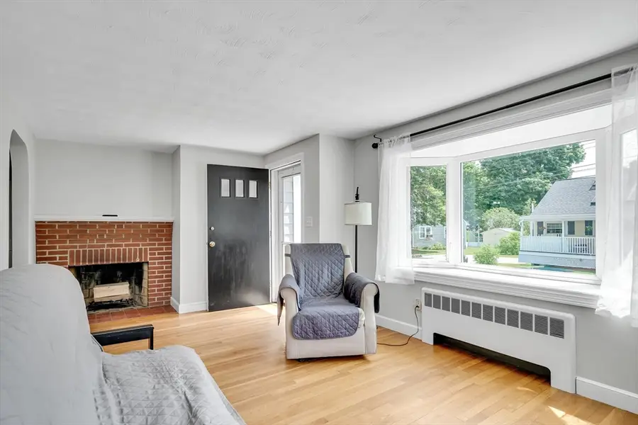 6 Fairview Ter, Woburn, MA 01801 - #3