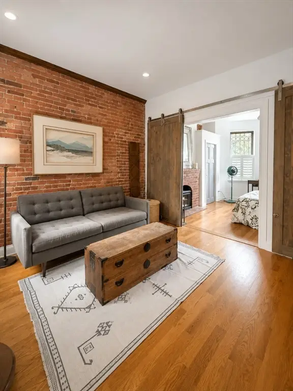 9 Albemarle St #2, Boston, MA 02115