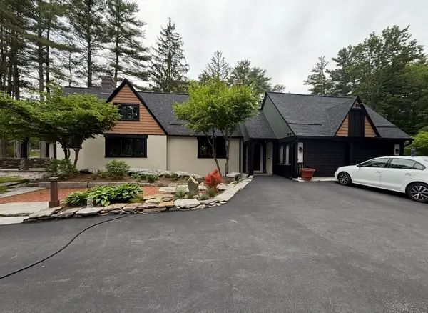 272 Eastford Rd, Southbridge, MA 01550
