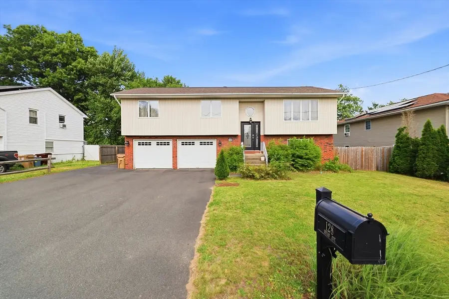 128 Swan Ave, Ludlow, MA 01056 - #2